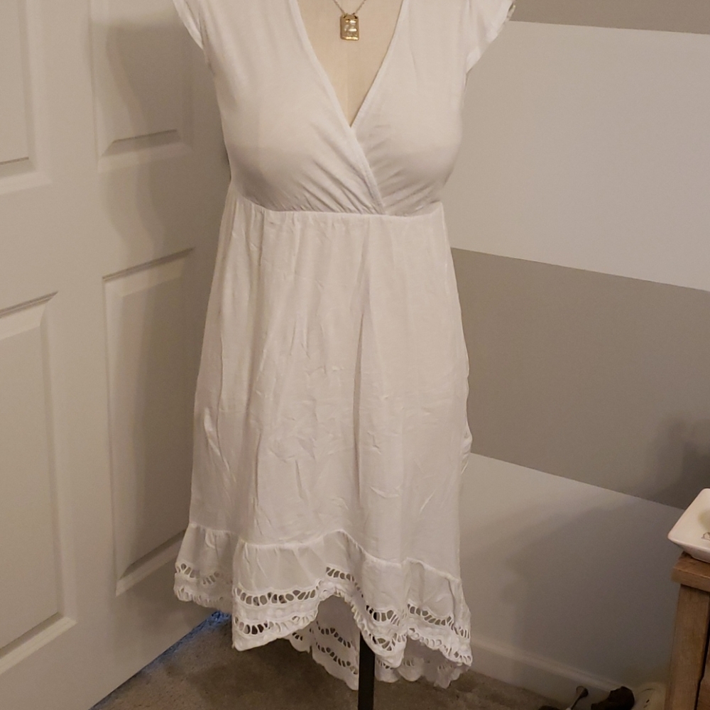 White sun dress sz med